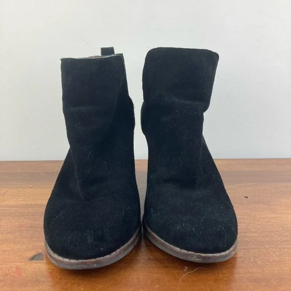 Lucky Brand Yezzah Black Suede Wedge Ankle Bootie Boots Women’s Size 10M. - Picture 3 of 12